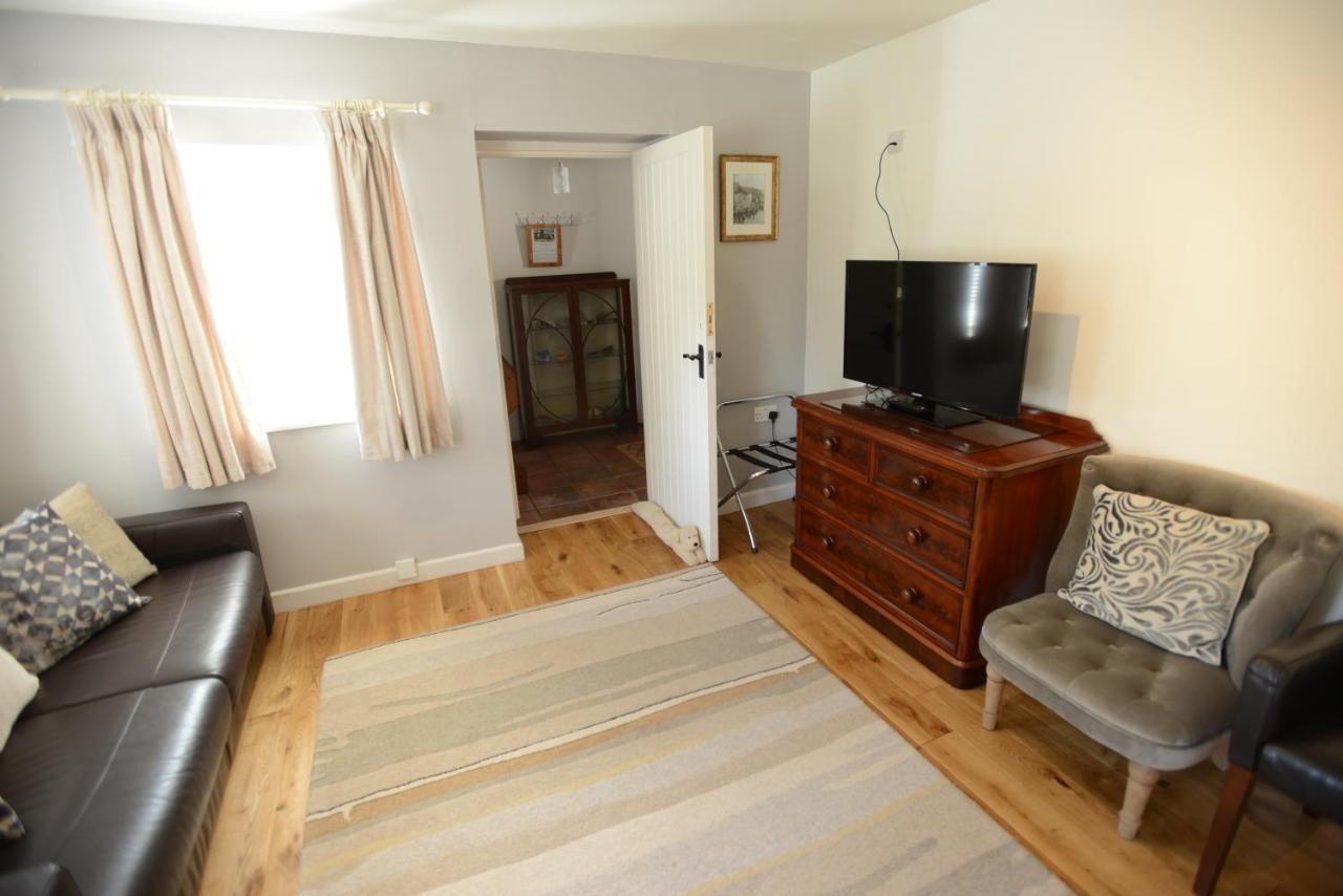 Rose Farm Bed & Breakfast Honiton Dış mekan fotoğraf